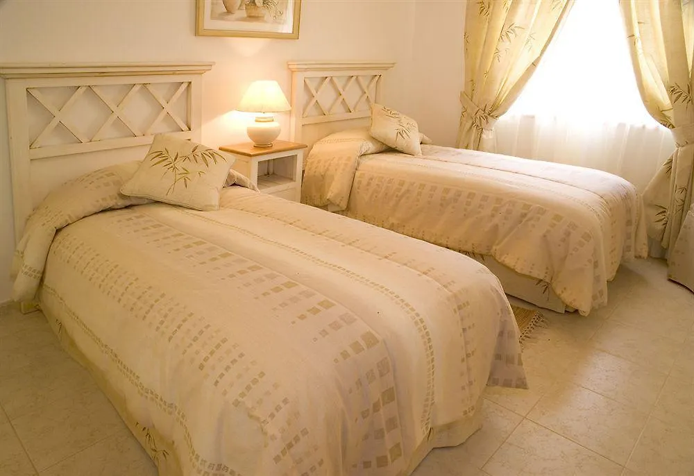 Quinta Da Encosta Velha - Santo Antonio, Villas, Golf & Spa Budens 4*,